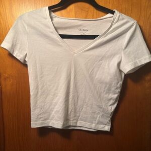 Wild Fable White V-Neck Short Sleeve Tee